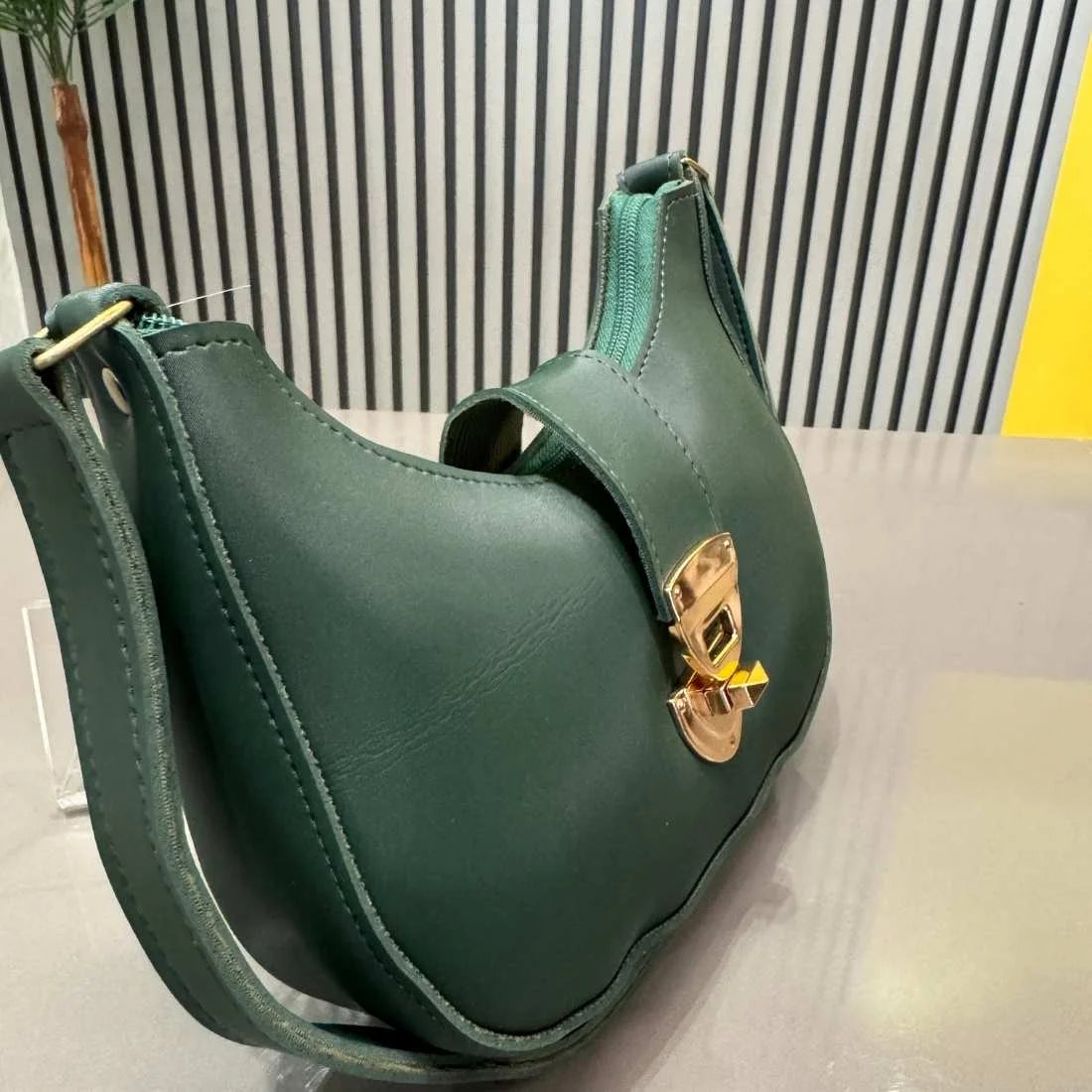 GrabitPK Elegant Ladies Shoulder Bag for Casual and Formal Wear
