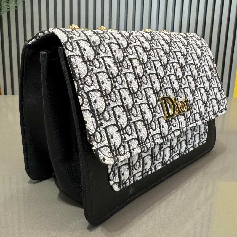 GrabitPK Luxury Monogram Clutch Spacious Interior Design
