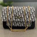 GrabitPK Stylish Women's Handheld Clutch for Formal Occasions