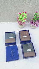 Men's bifold wallet with multiple card slots
