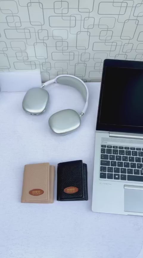 Stylish tri-fold wallet for everyday use