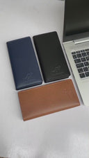 Kangaroo slim wallet in black with premium finish